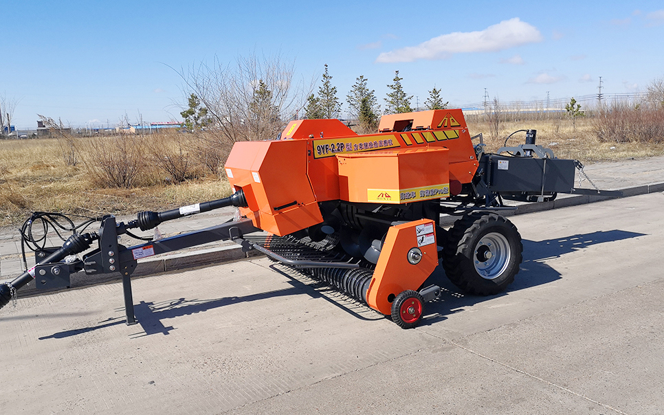 標(biāo)題：9YF-2.2P型方草捆撿拾壓捆機(jī)
瀏覽次數(shù)：112
發(fā)表時(shí)間：2023-12-12
