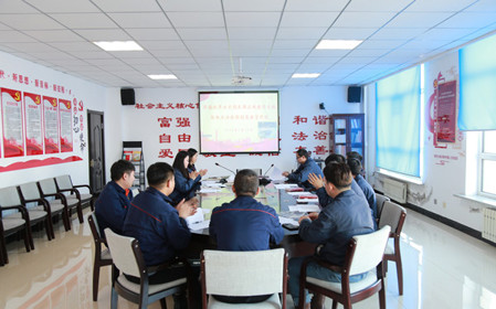 標(biāo)題：華德牧草公司團(tuán)支部召開(kāi)主題教育專(zhuān)題組織生活會(huì)暨團(tuán)員教育評(píng)議會(huì)議
瀏覽次數(shù)：1184
發(fā)表時(shí)間：2024-02-02