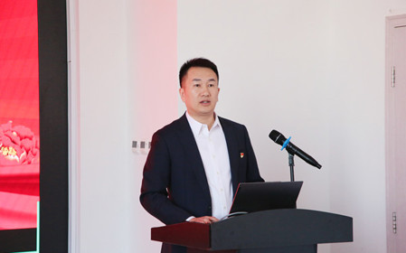 標(biāo)題：呼和浩特分院組織召開領(lǐng)導(dǎo)干部業(yè)務(wù)培訓(xùn)會(huì)暨領(lǐng)導(dǎo)干部講黨課
瀏覽次數(shù)：1271
發(fā)表時(shí)間：2024-12-26