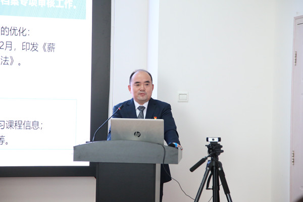 賀院長_副本.jpg 賀院長_副本.jpg