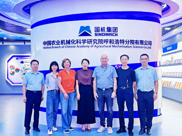 展廳照片_副本.jpg 展廳照片_副本.jpg